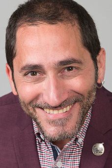 Фрэнк Капдет